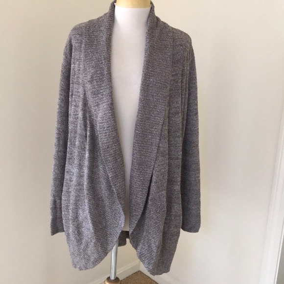 BAREFOOT DREAMS Size M cozy lite circle cardigan